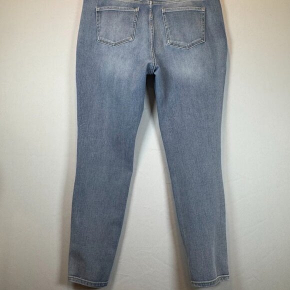 Time and Tru Women’s Acid-Washed High Rise Skinny Jeans Size 12P Super‎ Stretchy - Picture 3 of 3